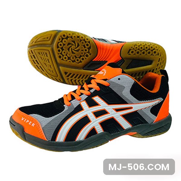 Sepatu Badminton Viper Black Sepatu Badminton Viper Black, sepatu badminton Professional model Viper warna black tampak samping dan sol