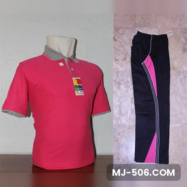 Setelan Baju Training Olahraga Warna Pink Hitam Setelan Baju Training Olahraga Warna Pink Hitam, kaos polo pink fanta kerah abu dan celana training hitam dengan panel pink