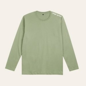 Kaos Polos Hijau Sage Lengan Panjang