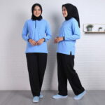Setelan Olahraga Polo Wanita Warna Biru Langit