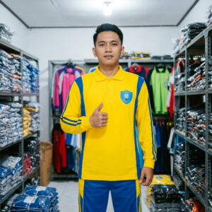 Baju Olahraga SMK